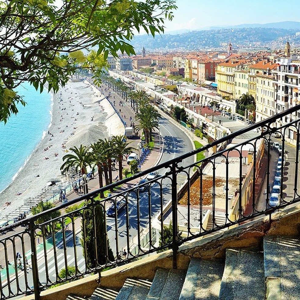Riviera Francesa: um dos lugares que você pode conhecer se conseguir esse emprego! (Foto: Reprodução/Instagram) — Foto: Glamour