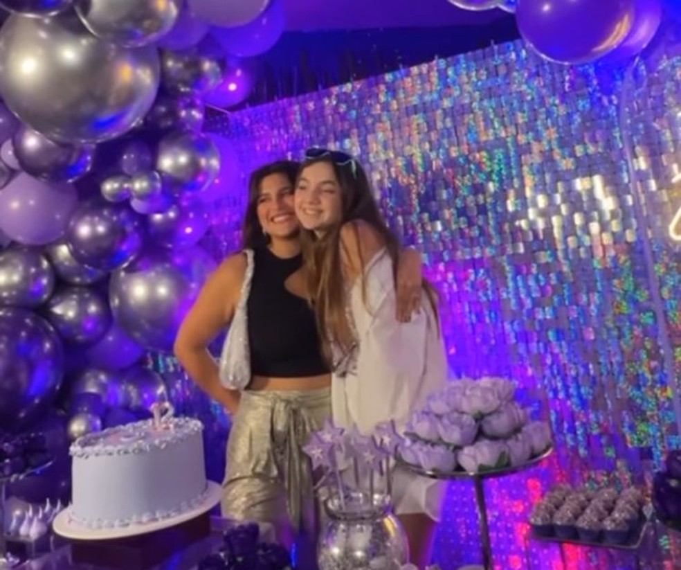 Giulia e Olivia Costa, filhas de Flávia Alessandra e Otaviano — Foto: Reprodução/Instagram