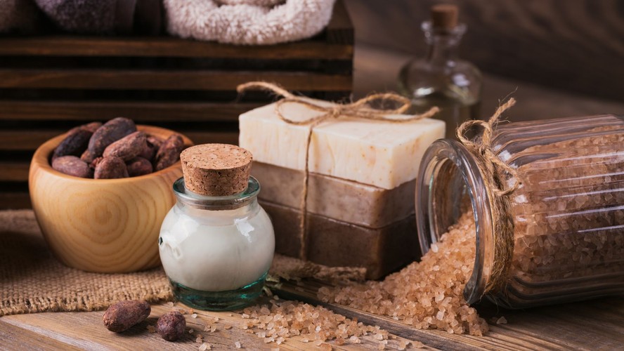 Além do chocolate: saiba os benefícios do cacau nos cosméticos
