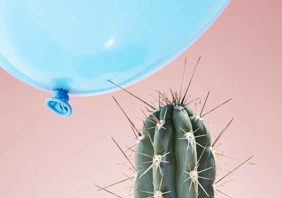 Positividade tóxica: dá para ser positiva em tempos de Covid-19 no Brasil? (Foto: Getty Images) — Foto: Glamour