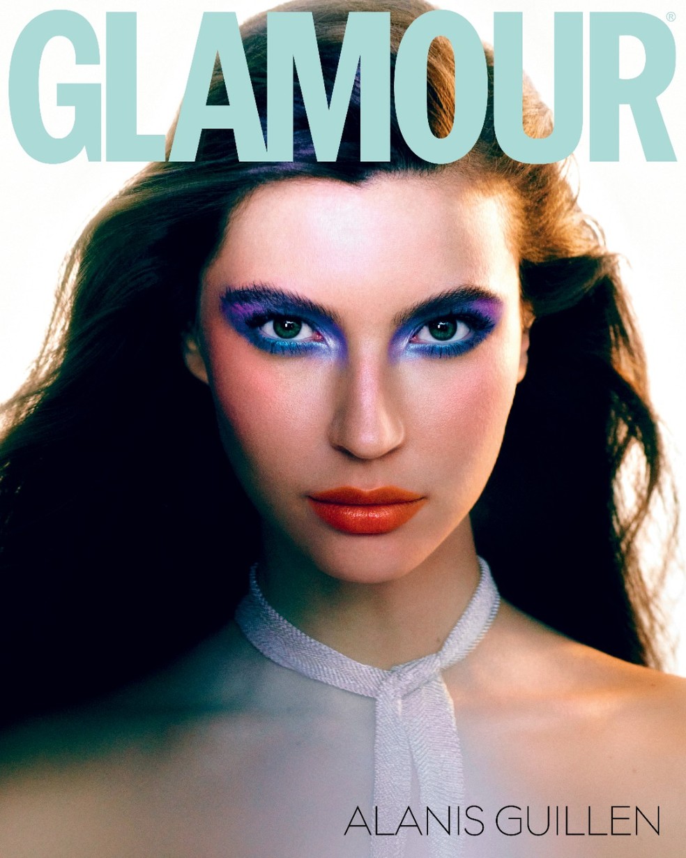 Alanis Guillen, a Juma, de "Pantanal", da TV Globo, é capa da edicão de maio da nova Glamour impressa — Foto: Fernando Tomaz