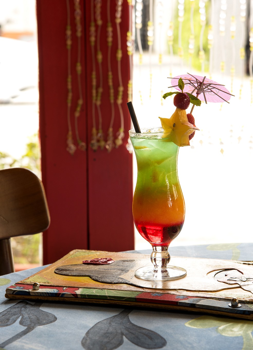 7 drinks coloridos para fazer no Carnaval