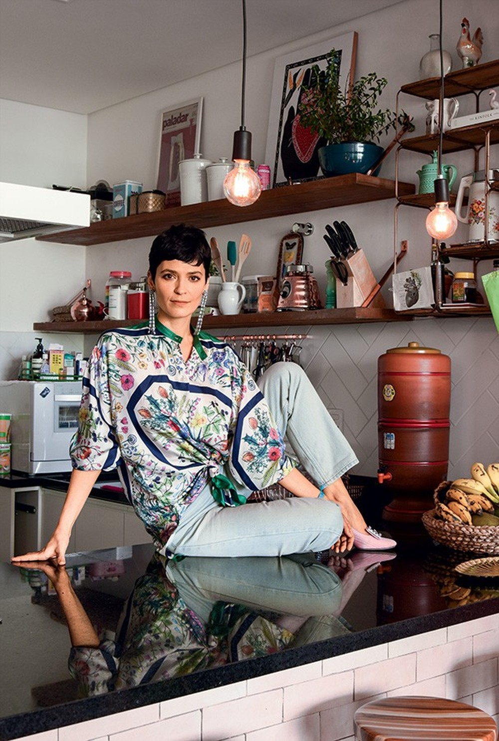Dá pra ter um apê com decoração retrô e moderna? Vanessa Rozan mostra ...