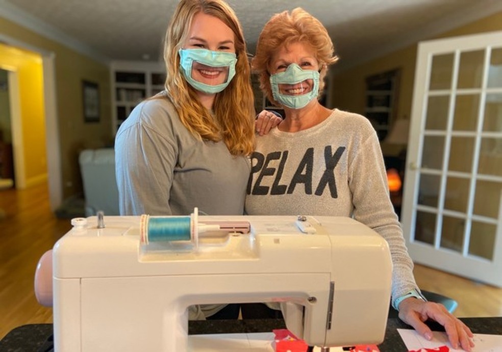 Estudante confecciona máscaras para surdos (Foto: Reprodução) — Foto: Glamour
