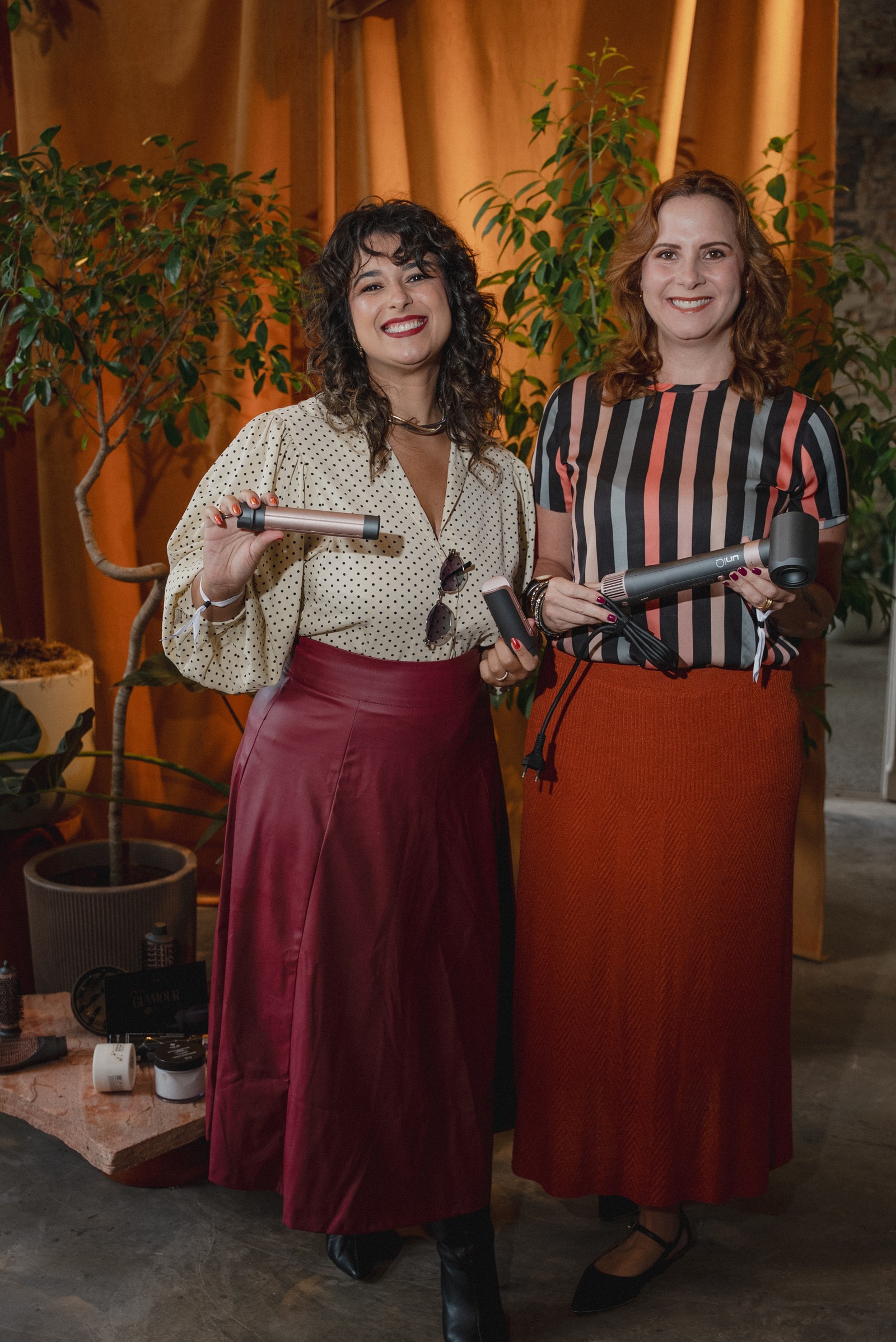 Bruna Medeiros e Thaiane Cortes — Foto: glamour