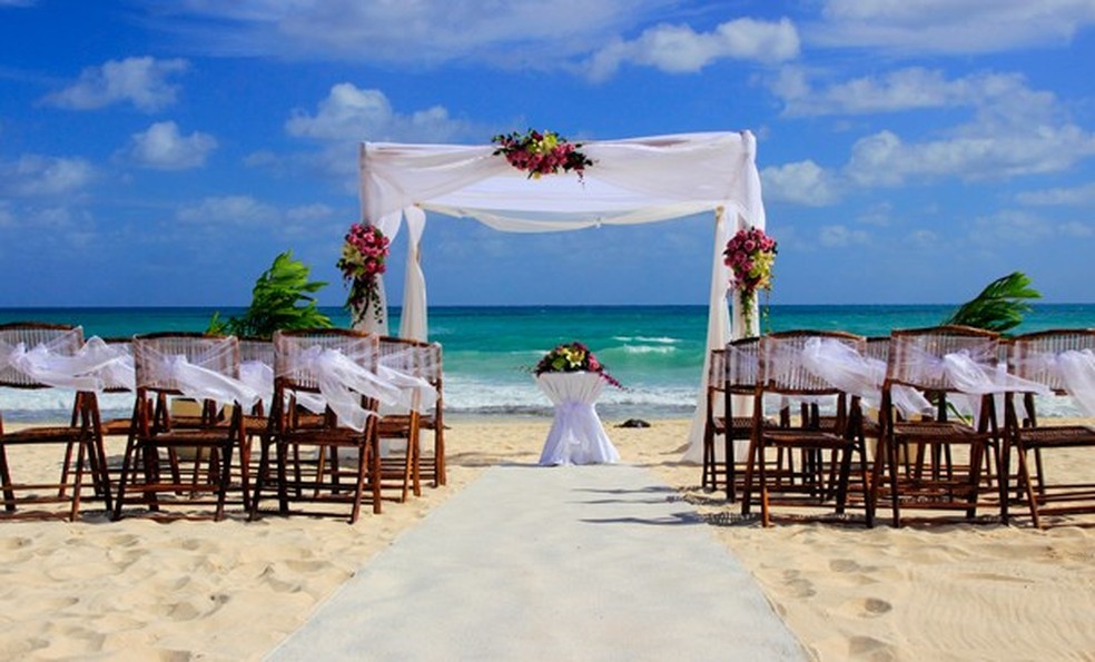Casamento na praia: tudo o que você precisa saber, aqui