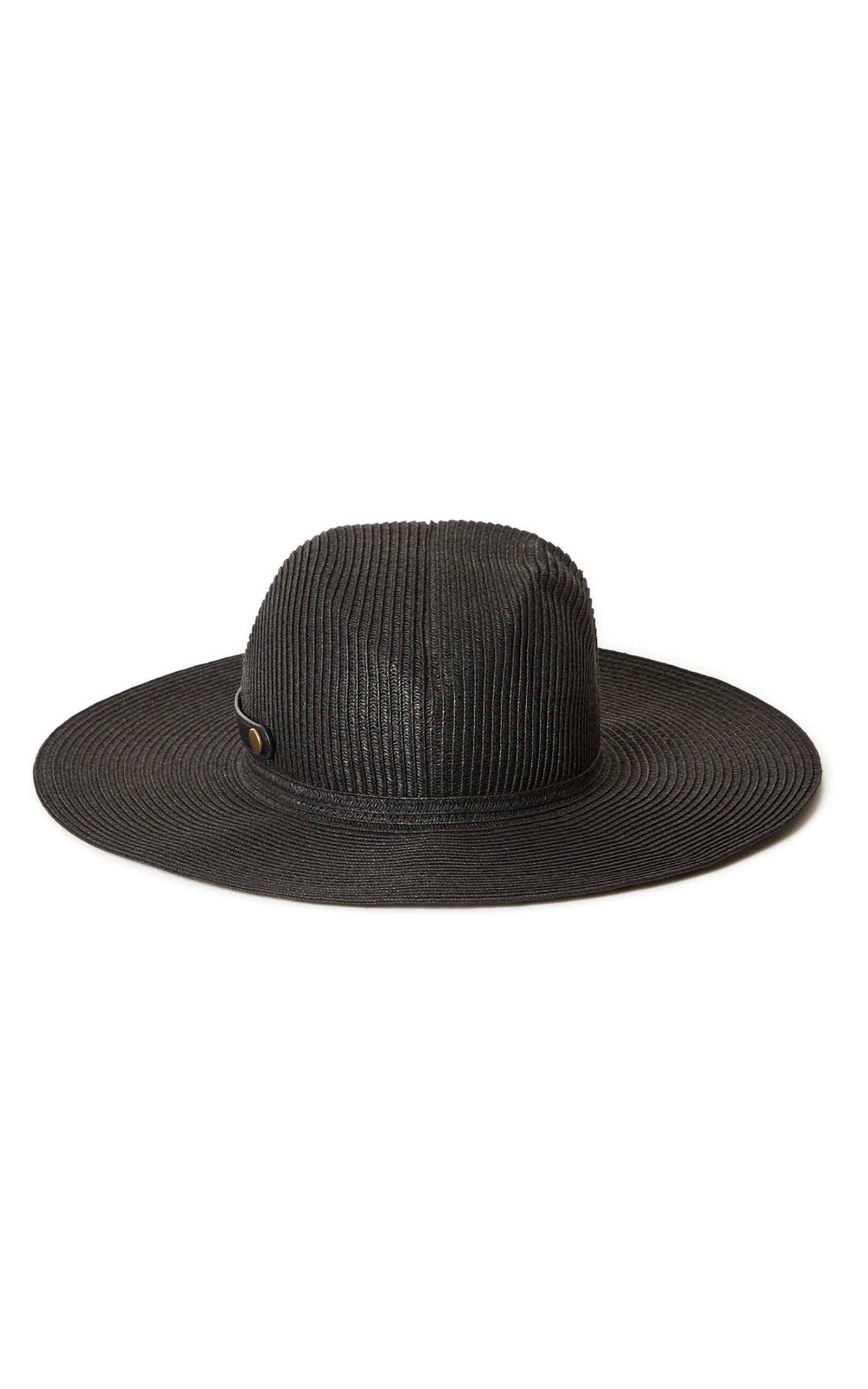 Lenny Niemeyer também se associa à Fundação Laço Rosa e doa parte das vendas do chapéu Dobra (R$ 298), da coleção de verão 2019