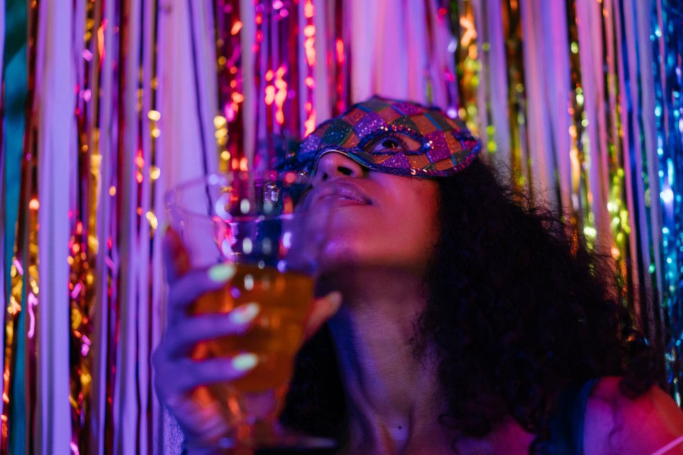 Carnaval 2023: cromoterapia para escolher as fantasias  — Foto: Pexels