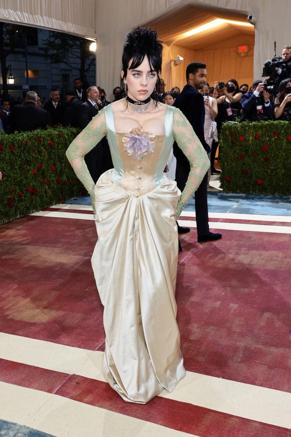 MET Gala 2022 Billie Eilish se inspira em pintura de 1885 para look