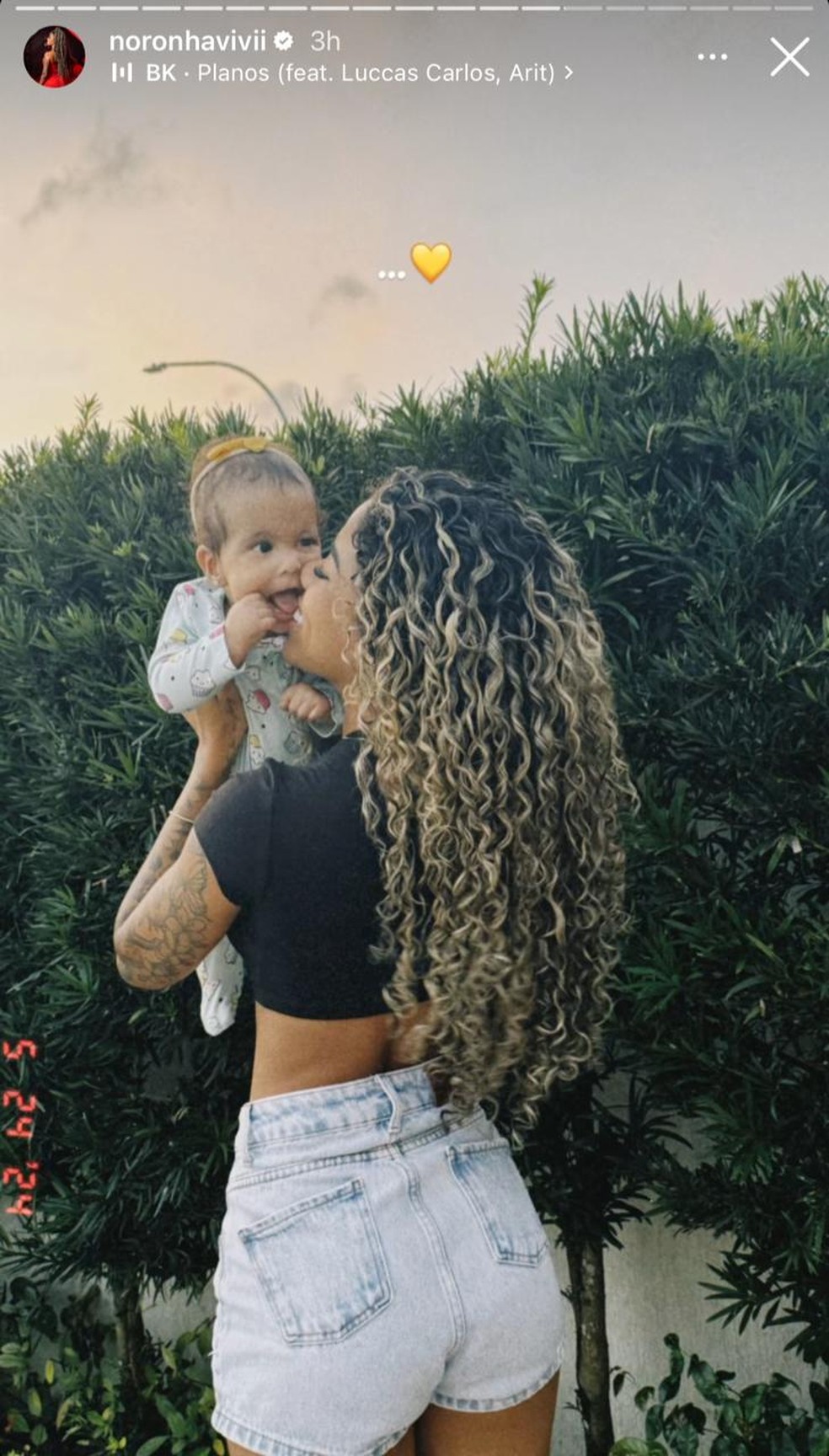 Viviane Noronha se derrete por Manuela, filha de MC Poze com Myllena Rocha