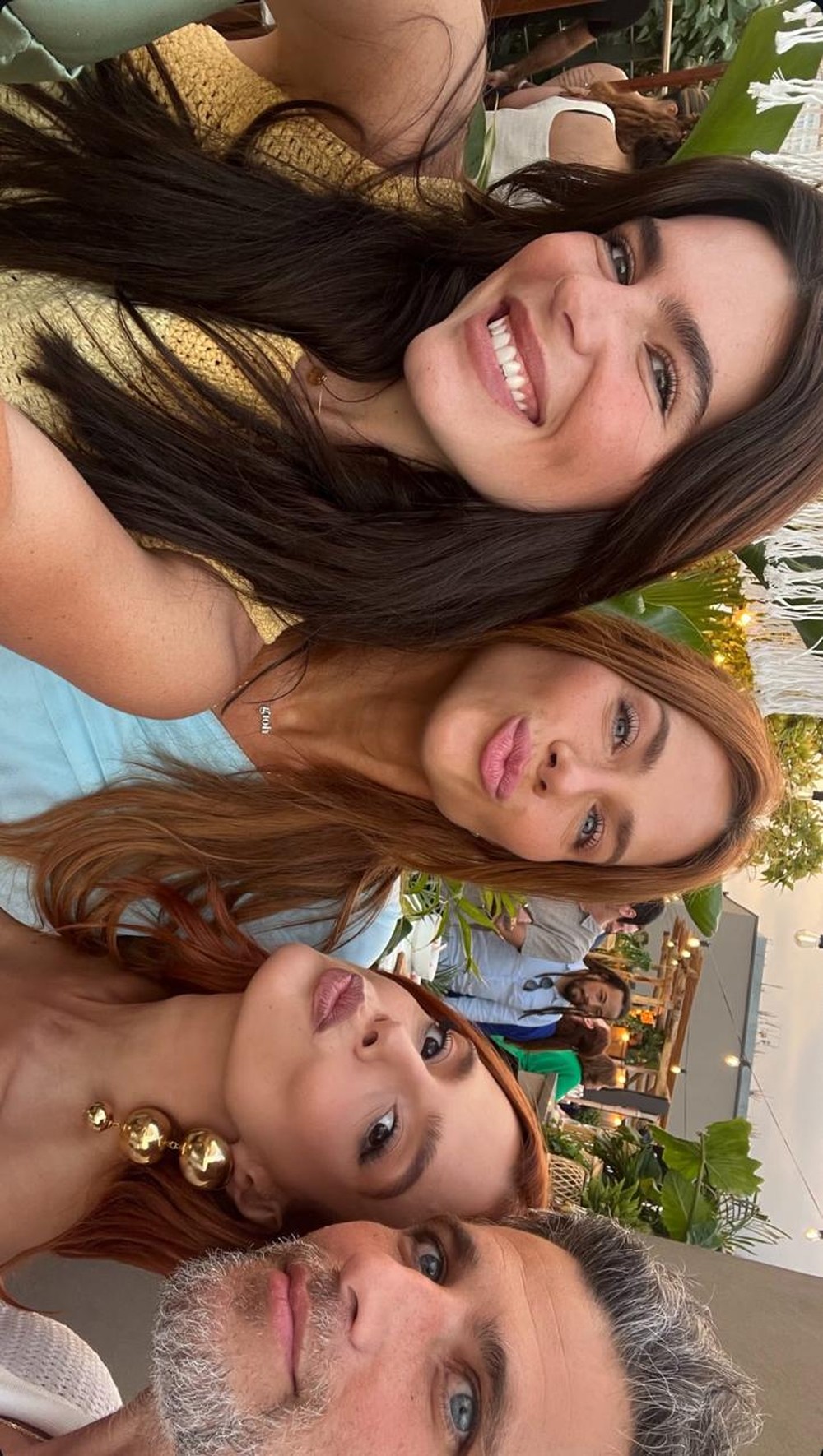 Em Paris, Mariana Goldfarb mostra encontro com Giovanna Lancellotti ...