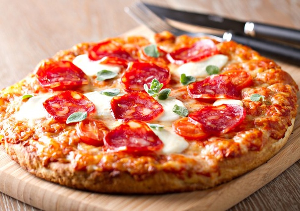 Pizza de calabresa (Foto: Thinkstock) — Foto: Glamour