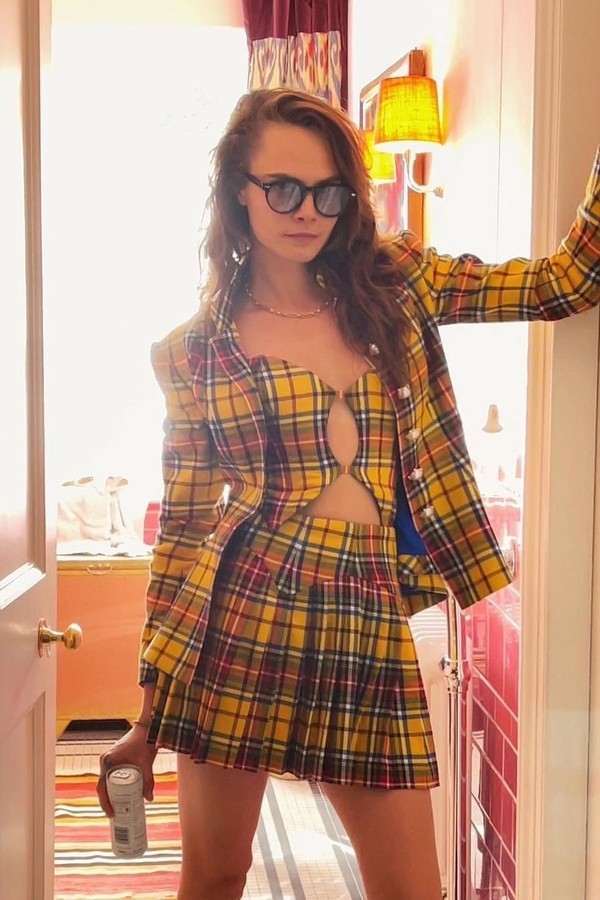 Cara Delevingne se inspira em look ic nico de As Patricinhas de