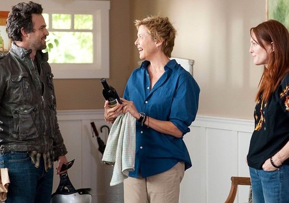 Mark Ruffalo, Annette Bening e Julianne Moore na dramédia que você vai amar  (Foto: Divulgação) — Foto: Glamour