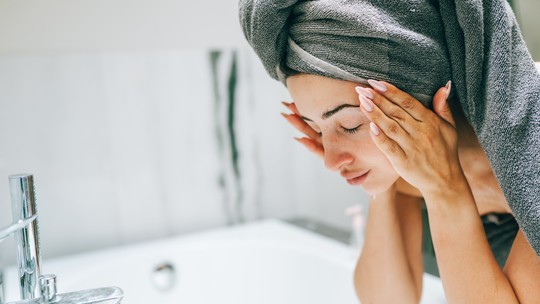 Double cleansing: a lavagem dupla é a técnica de skincare que vai mudar a sua pele
