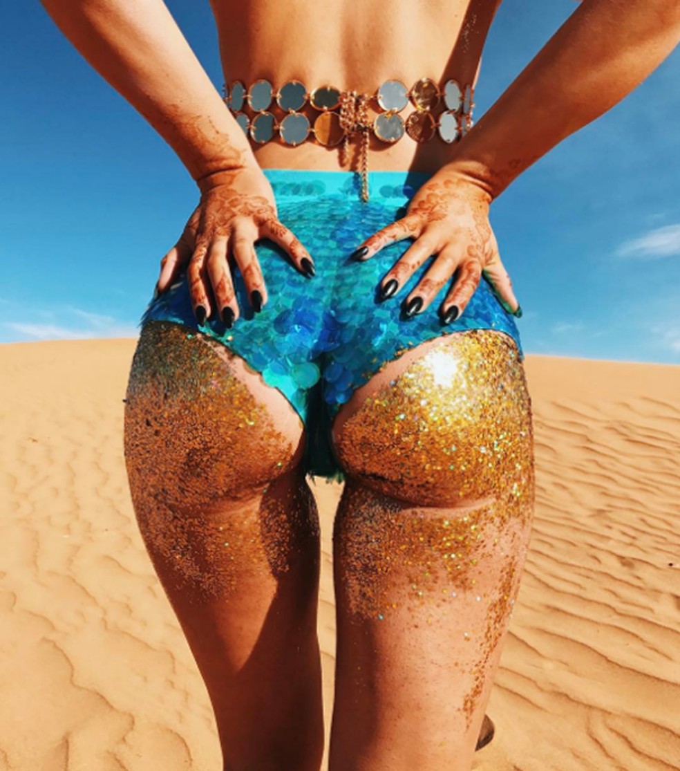 Glitter corporal (Foto: Reprodução/Instagram) — Foto: Glamour