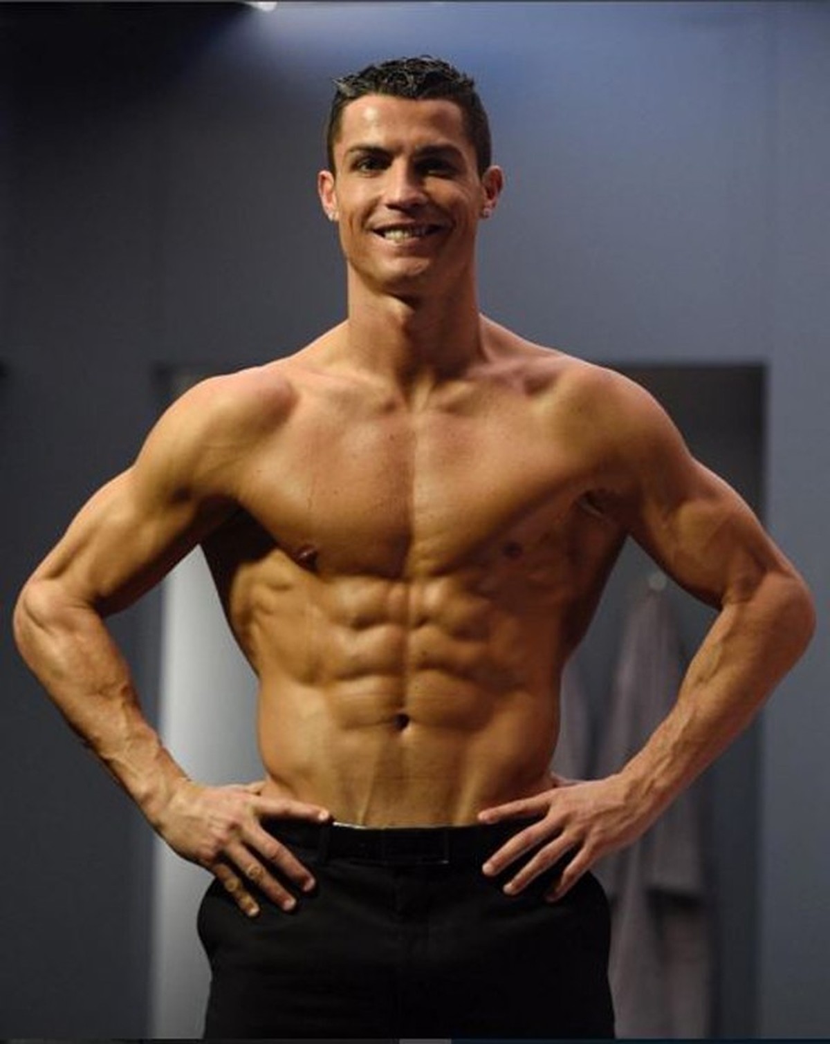 Cristiano Ronaldo impressiona com corpo muito musculoso