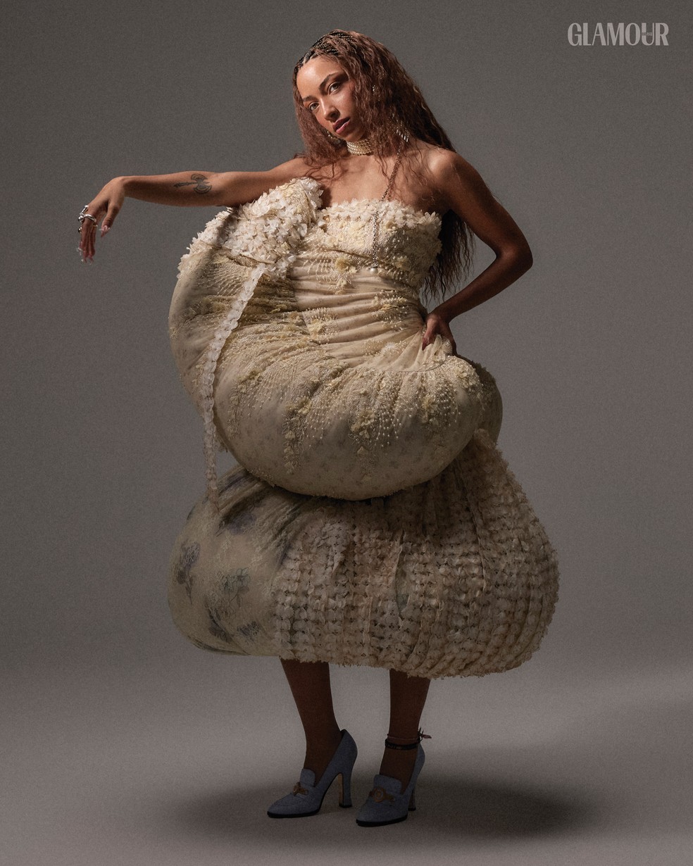 Alice Carvalho para a Glamour — Foto: Tauana Sofia | Glamour Brasil