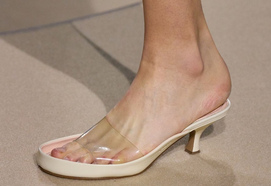 Kitten Heel