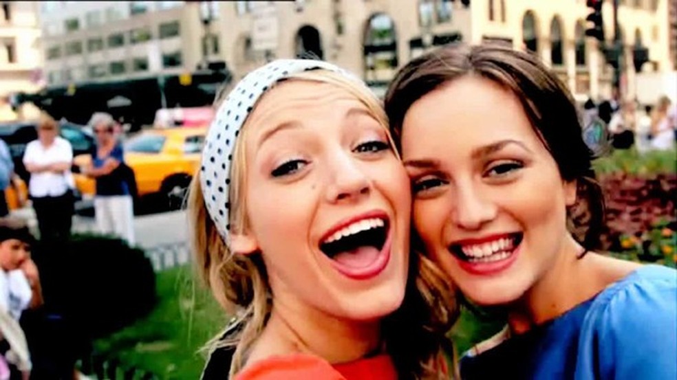 Blair e Serena (Foto: Reprodução) — Foto: Glamour