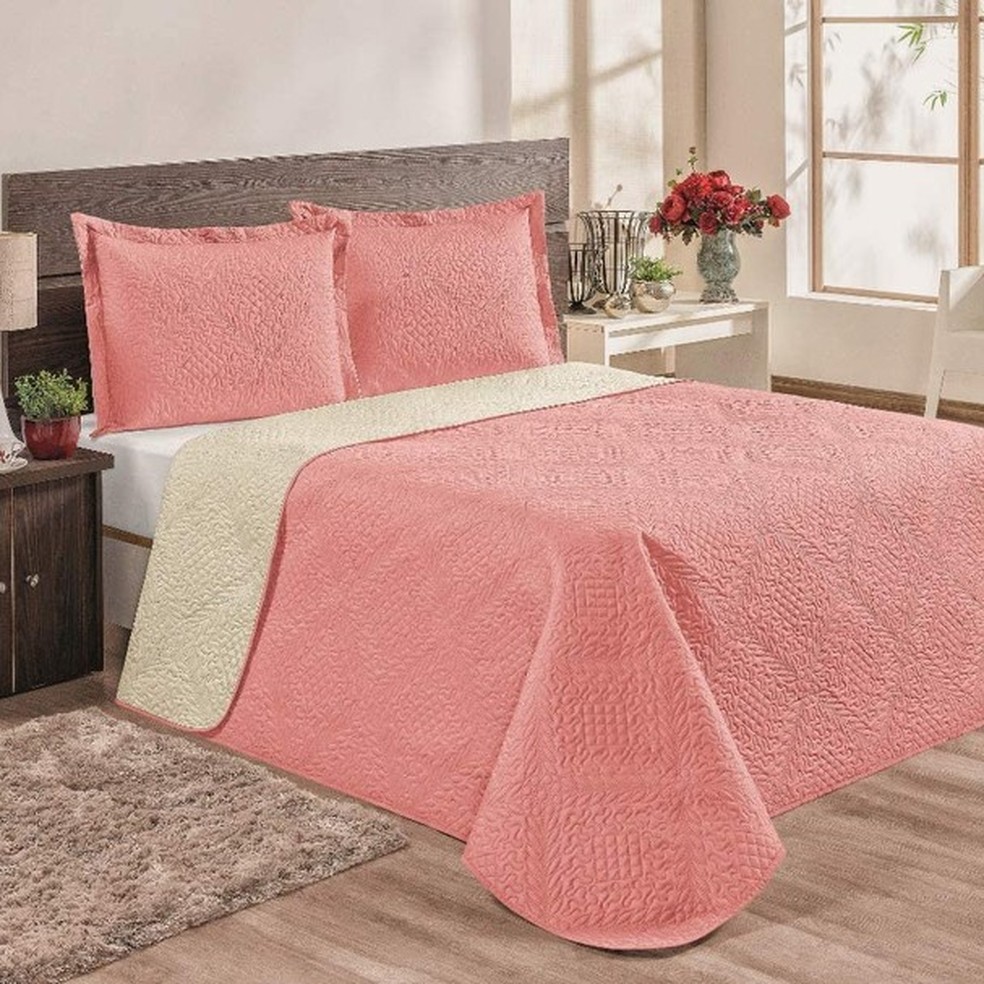 Cobre leito Bia Enxovais, disponível na Amazon (Foto: Divulgação) — Foto: Glamour