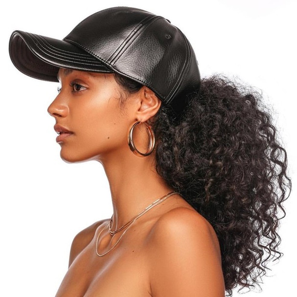 Tress: a marca cool de bonés para cacheadas (Foto: Instagram) — Foto: Glamour