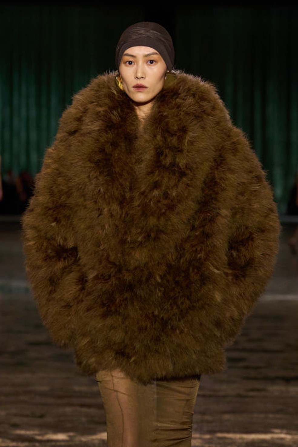Saint Laurent, desfile inverno 2025 na PFW — Foto: Spotlight Launchmetrics