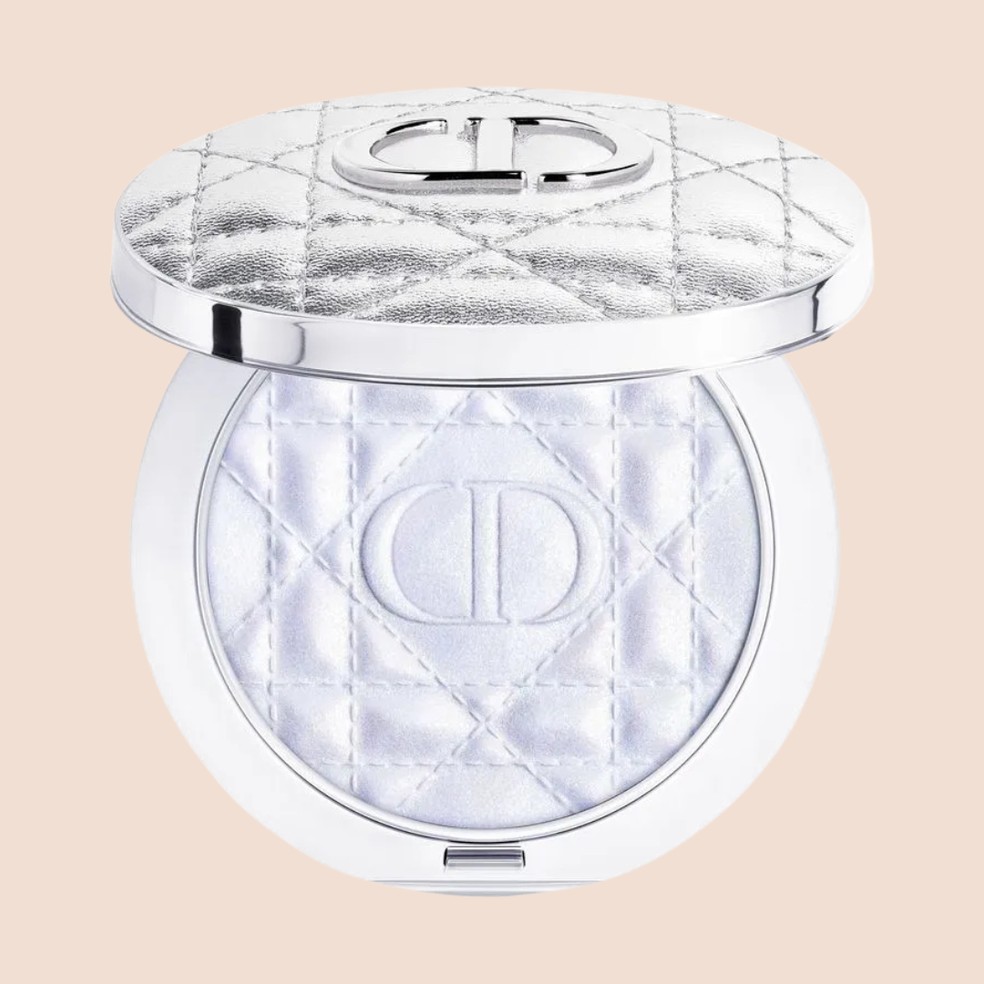 Dior Forever Glow Luminizer cor 05 Blue Strobe, Dior Beauty (R$ 439) — Foto: Divulgação
