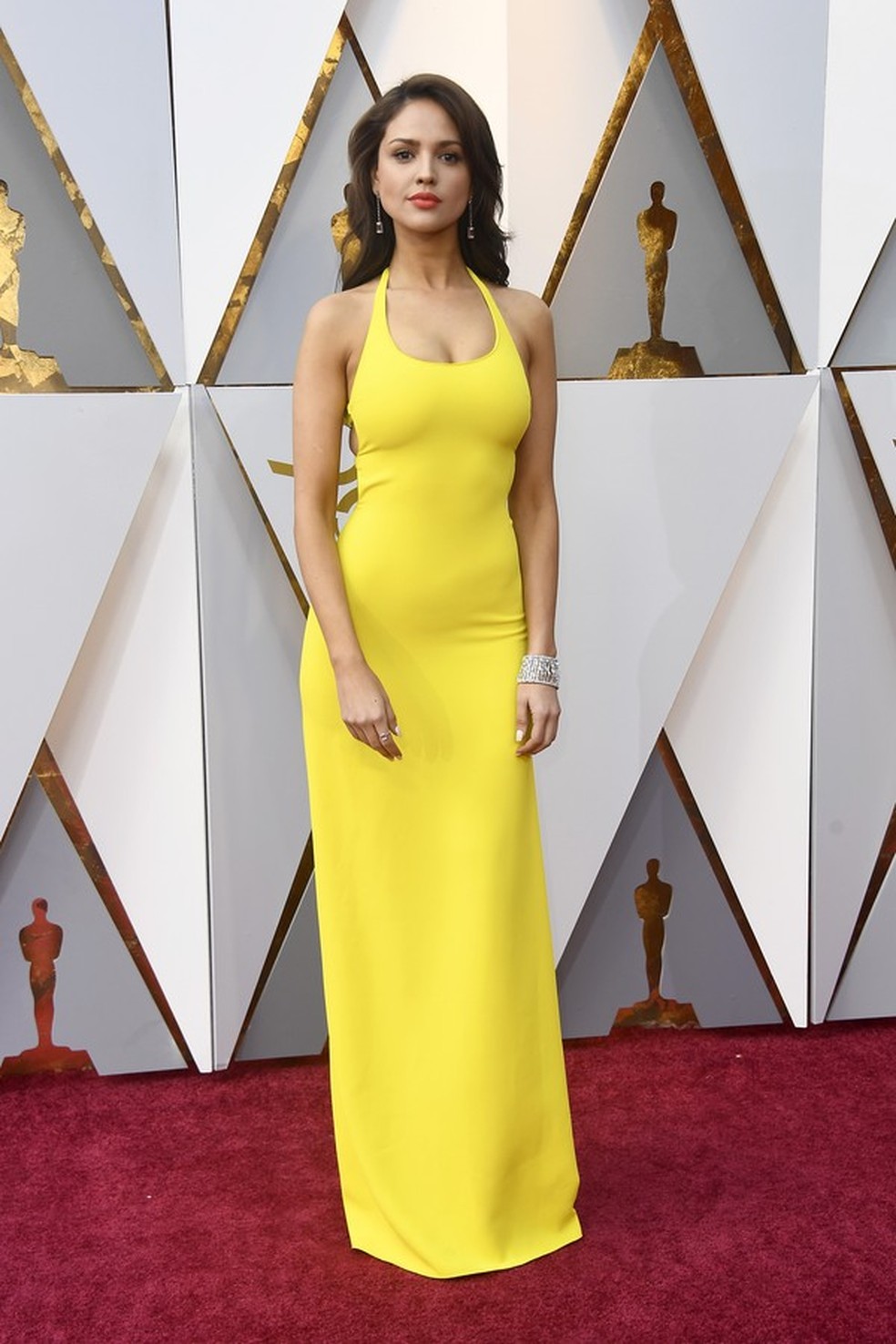 Elza Gonzalez veste Ralph Lauren (Foto: Getty Images) — Foto: Glamour