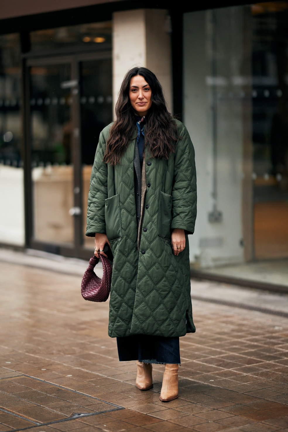 LFW: casaco acolchoado no street street — Foto: Spotlight Launchmetrics