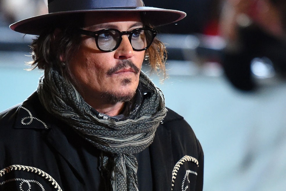 NOVO FILME DE JOHNNY DEPP VAI ESTREAR NA NETFLIX - Onda Oeste 100,3 FM