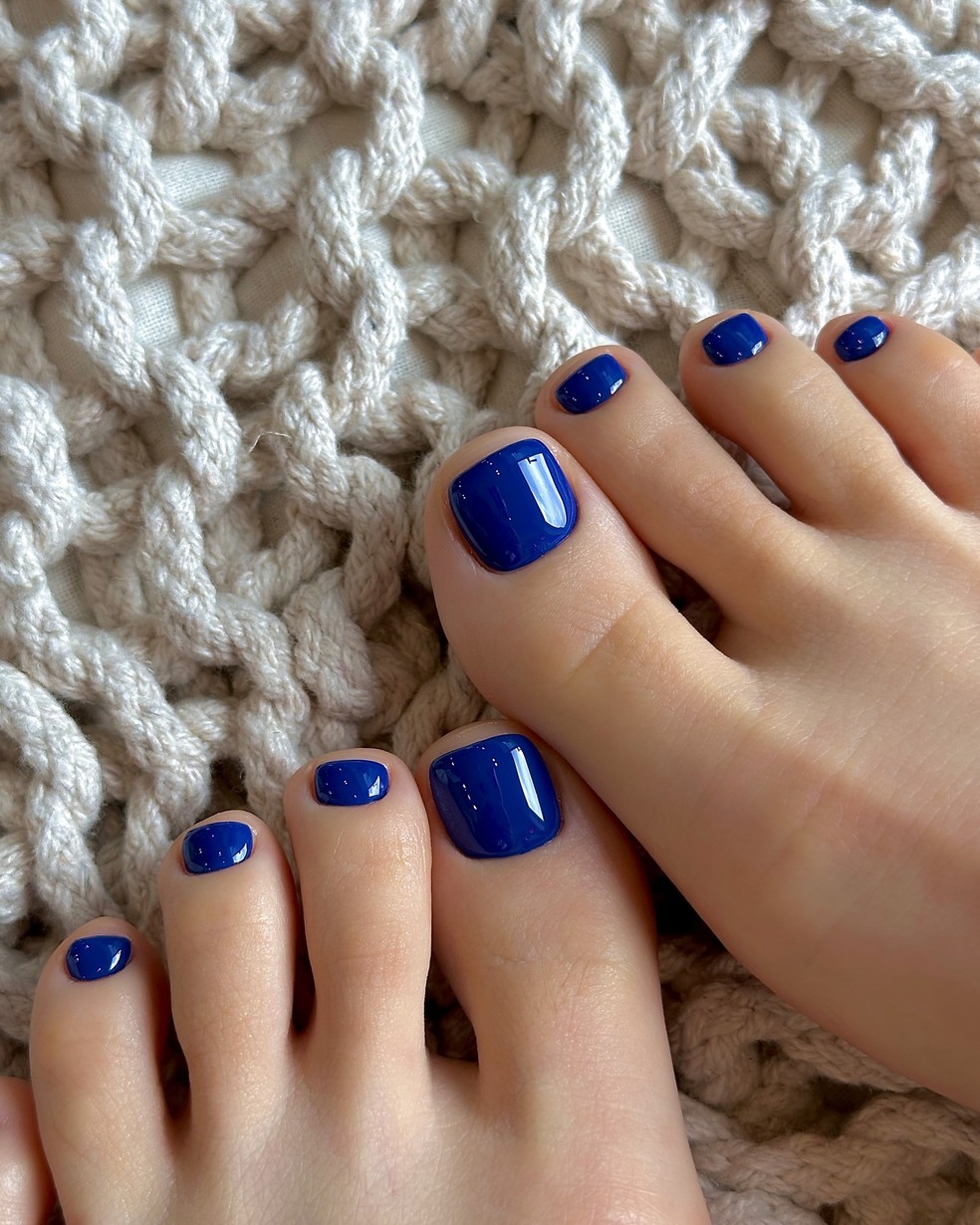 Esmaltes para os pés perfeitos para o outono — Foto: @ryun_jjang