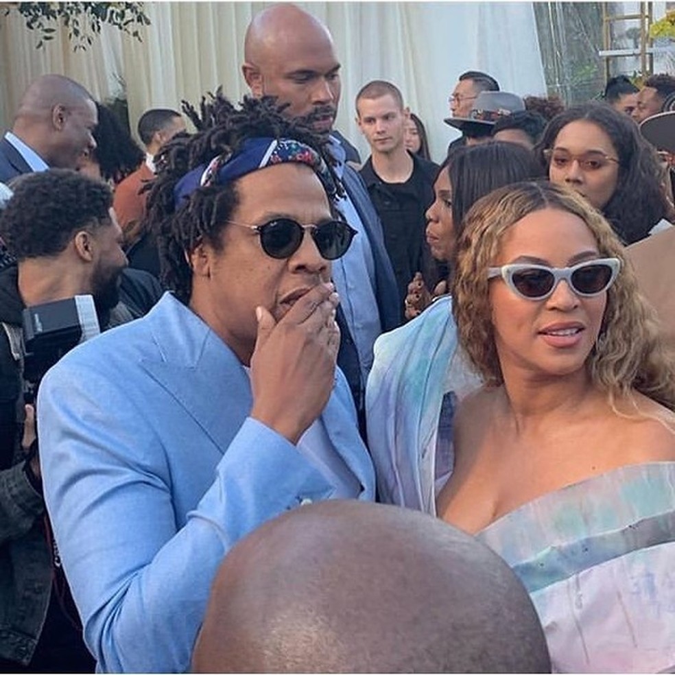 Beyoncé e JAY-Z coordenam look em brunch pré-Grammy