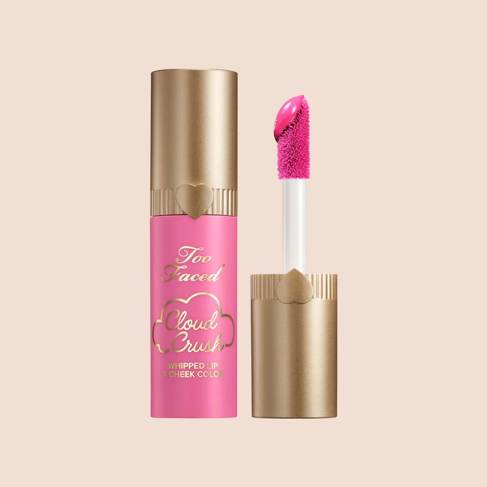 Blush Liquido Cloud Crush Whipped Lip & Cheek cor Super Candy Clouds, Too Faced (R$ 151) — Foto: Divulgação