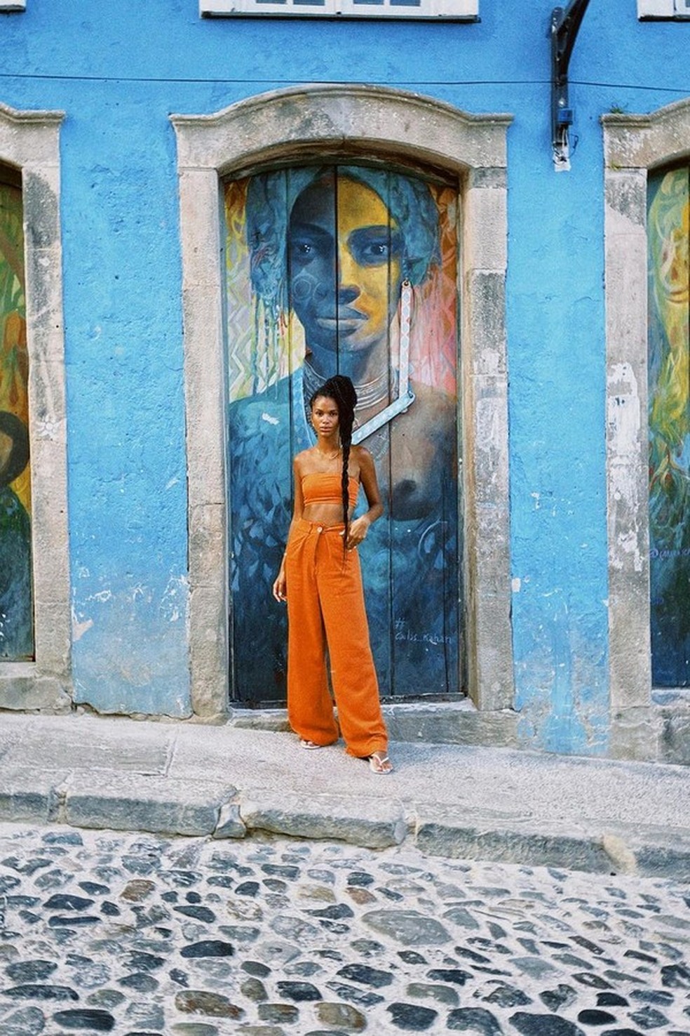 Como usar top sem alça (Foto: @cachosdeduda) — Foto: Glamour