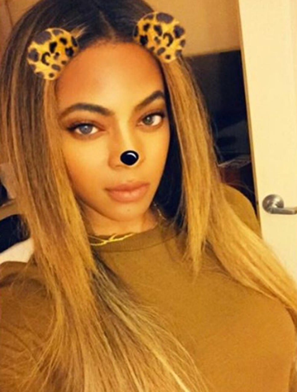 Conheça a clone da Beyoncé que é confundida e perseguida pelos fãs