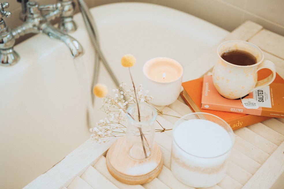 Desestressar: dicas de curto e longo prazo para levar uma vida mais leve e tranquila — Foto: Unsplash