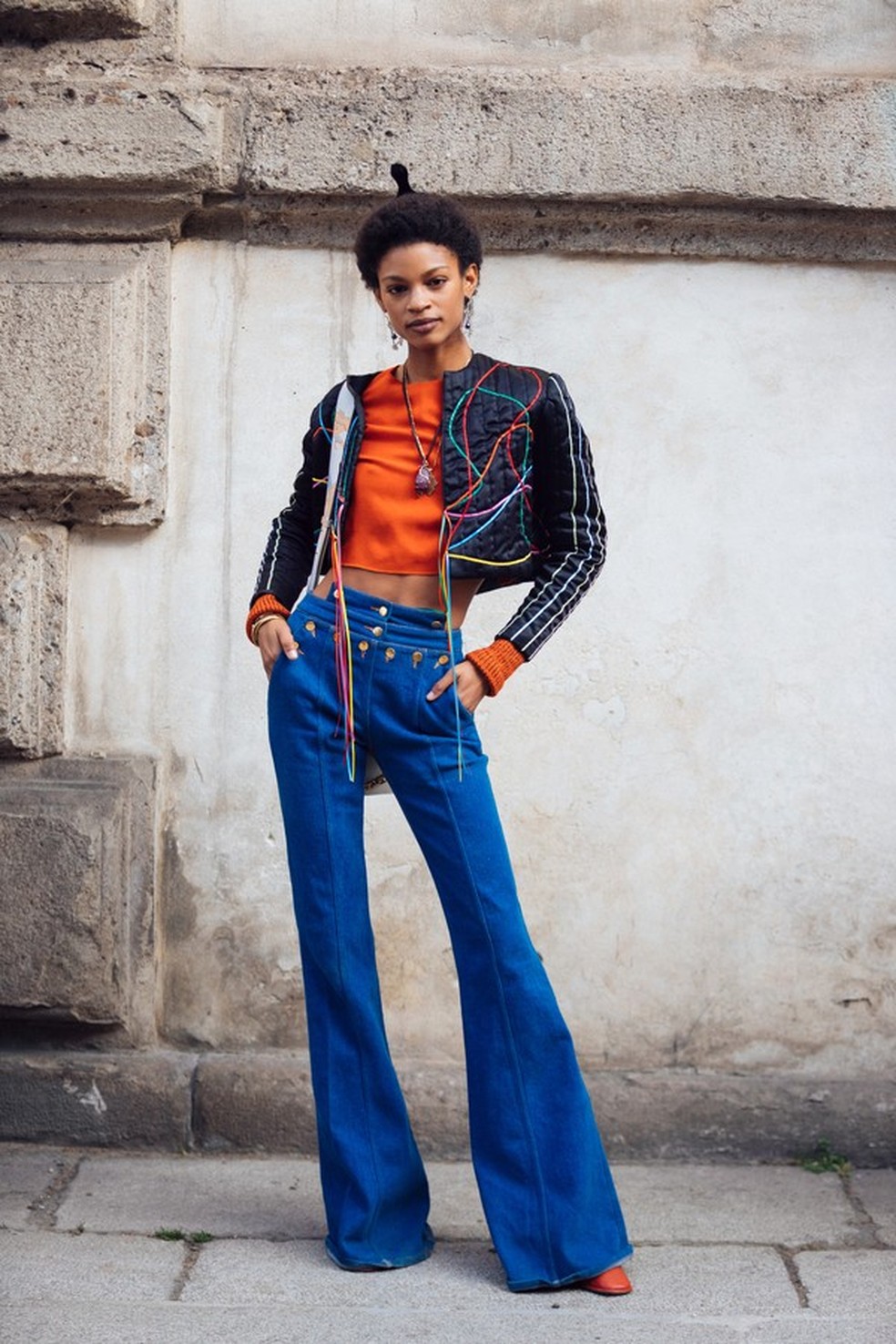 Calça flare hot sale tendencia