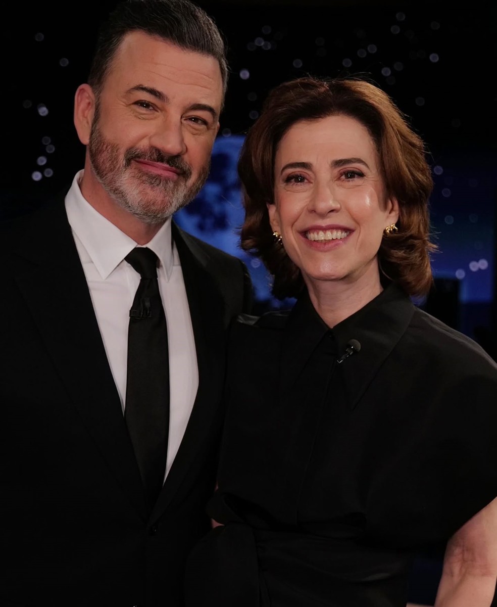 Fernanda Torres no programa do Jimmy Kimmel — Foto: Divulgação