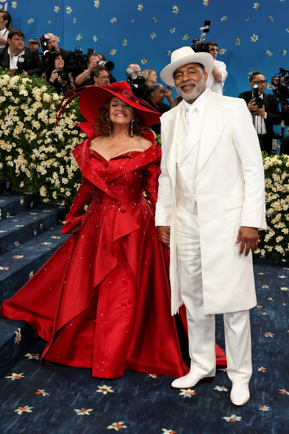 Met Gala 2025 casais arrancam suspiros no tapete vermelho(01)