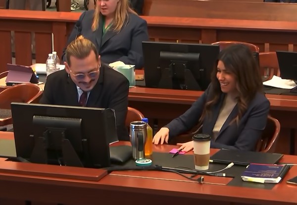 Advogada de Johnny Depp cogita escrever livro sobre julgamento por difamação