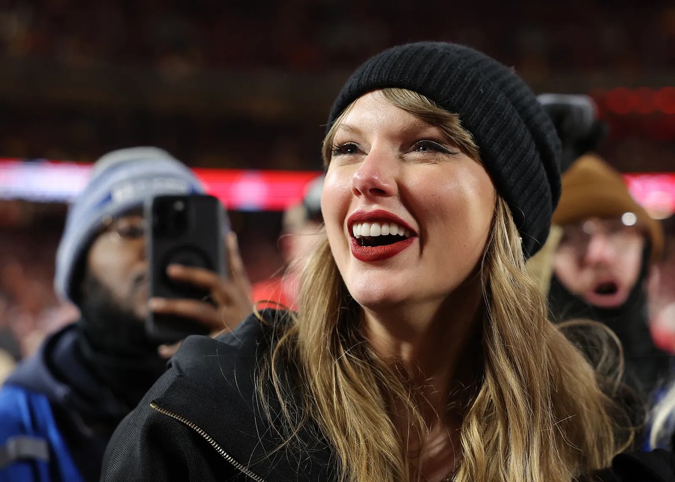 Taylor Swift no jogo do campeonato da AFC, onde o Buffalo Bills jogou contra o Kansas City Chiefs em 2025 — Foto: Getty Images