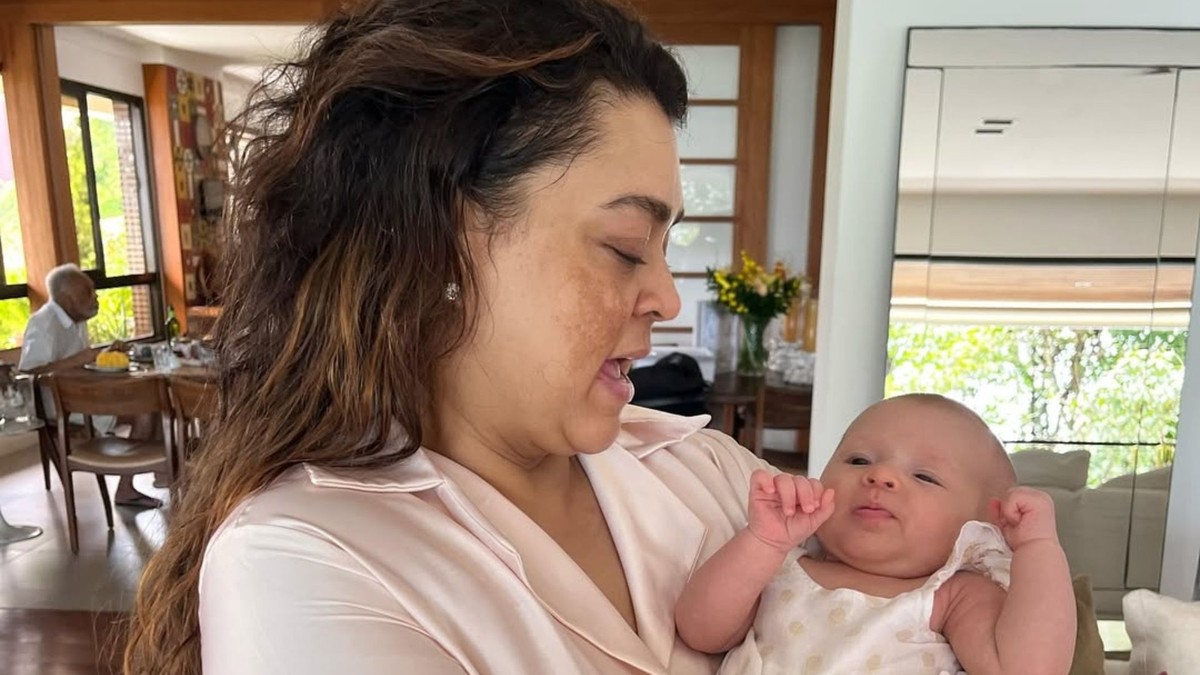 Preta Gil abre álbum de fotos com sobrinha-neta Aurora e se derrete ...