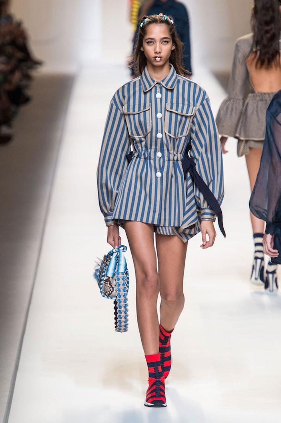 Fendi Primavera/Verão 2017 (Foto: Imaxtree) — Foto: Glamour