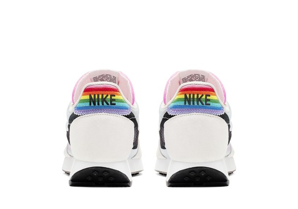 Nike pride sneakers 2019 outlet