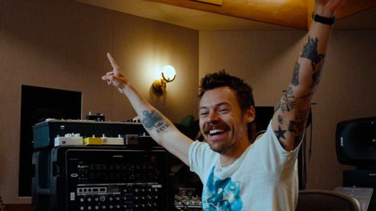 Harry Styles anuncia turnê com shows no Brasil