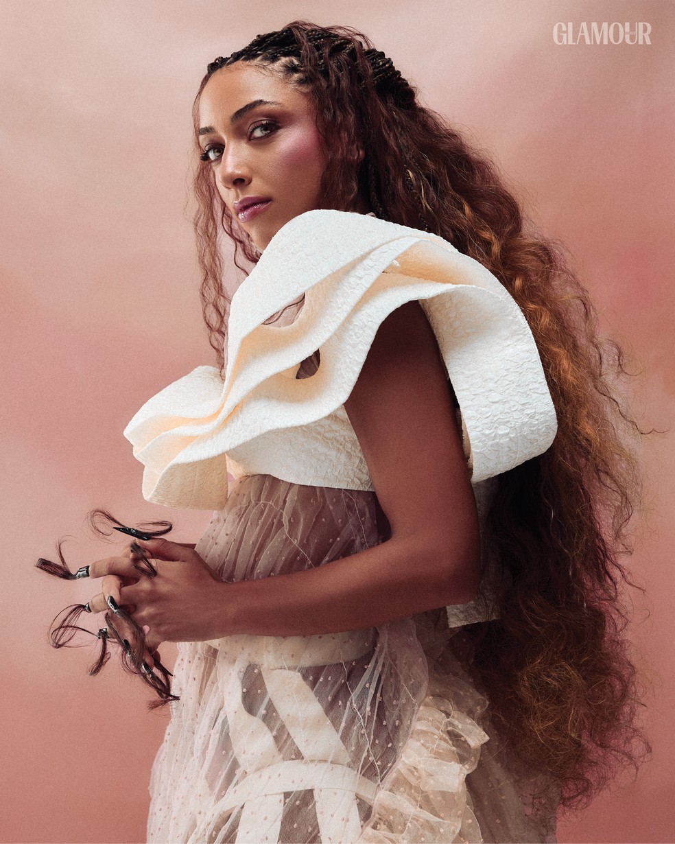 Alice Carvalho para a Glamour — Foto: Tauana Sofia | Glamour Brasil