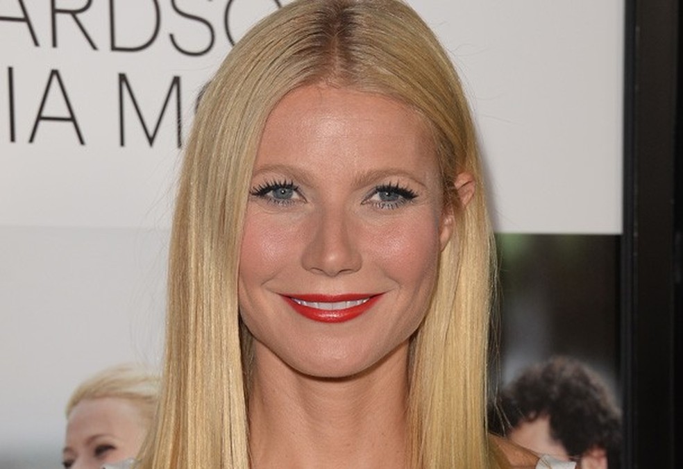 Batom vermelho é o queridinho de Gwyneth Paltrow no red carpet (Foto: Getty Images) — Foto: Glamour