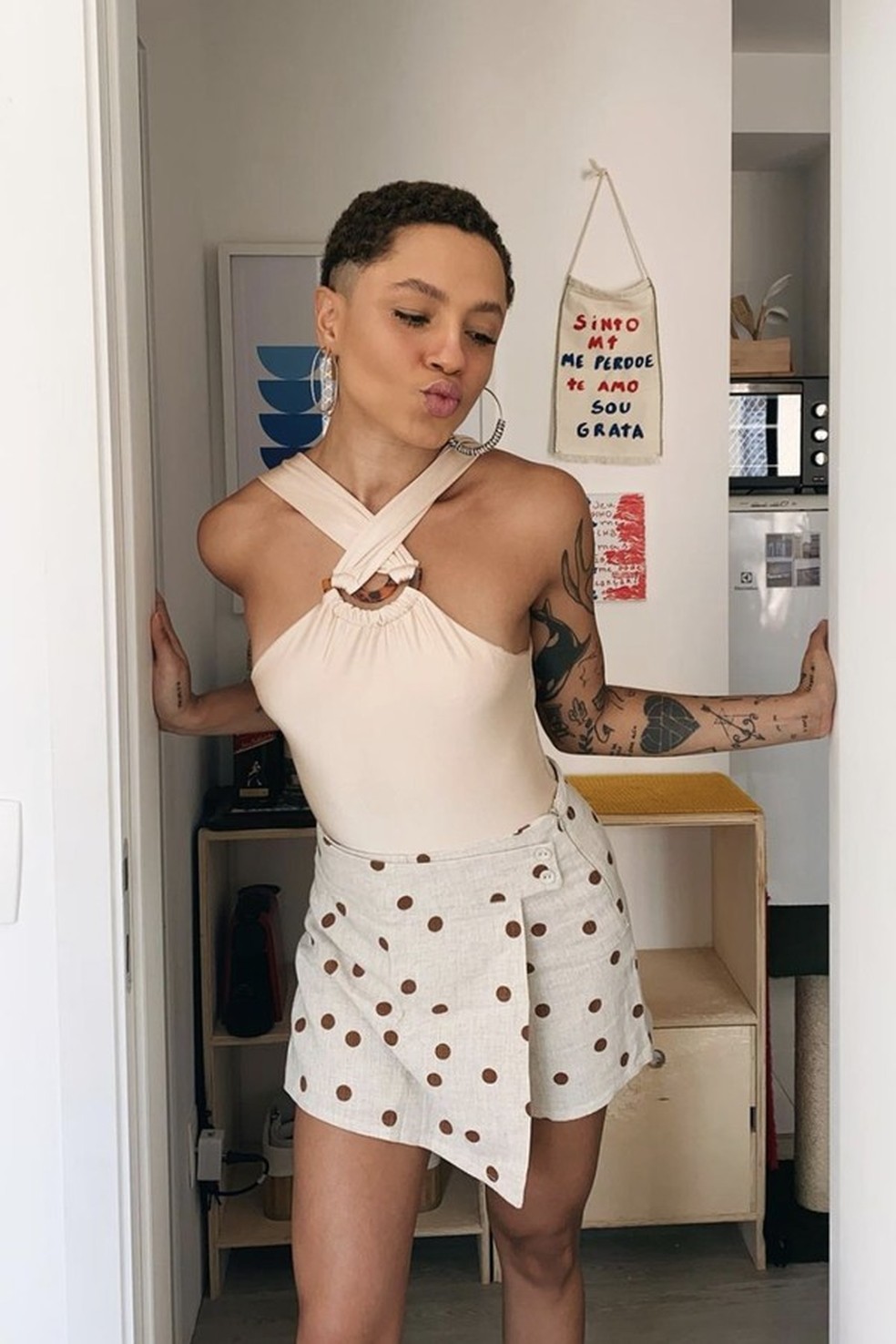 Look com maiô (Foto: @prettamesmo) — Foto: Glamour