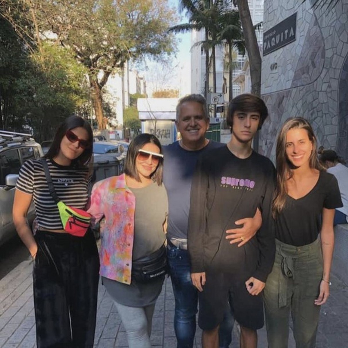 gloria-pires-compartilha-foto-da-fam-lia-meus-melhores-presentes-de
